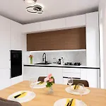 Soni Luxury 321 Plaza With Free Private Parking & Self Check-in