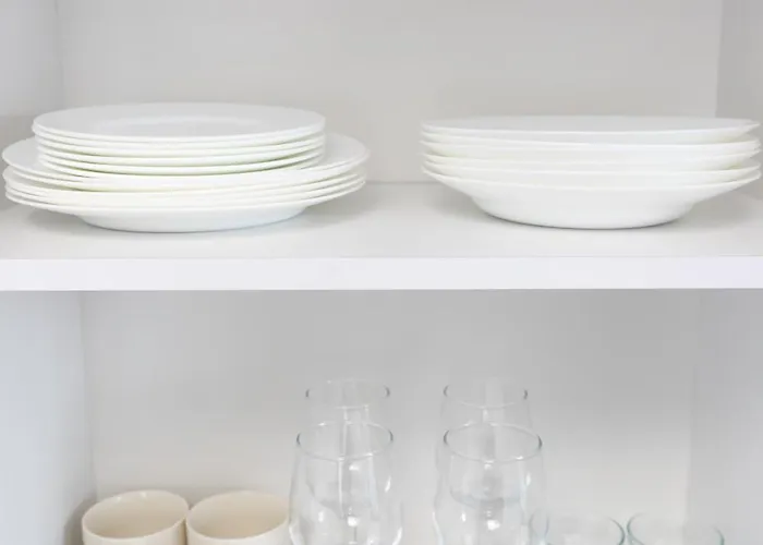 Soni Luxury 321 Plaza With Free Private Parking & Self Check-in *