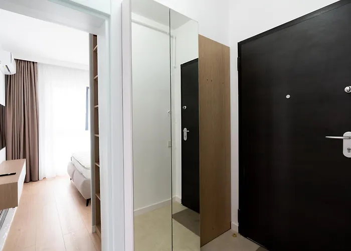 Soni Luxury 321 Plaza With Free Private Parking & Self Check-in ブカレスト