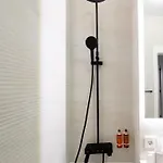 Soni Luxury 321 Plaza With Free Private Parking & Self Check-in Bukarest