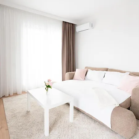 아파트 Soni Luxury 321 Plaza With Free Private Parking & Self Check-in *