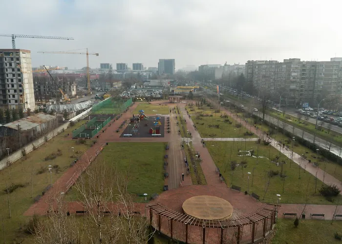 Soni Luxury 321 Plaza With Free Private Parking & Self Check-in 아파트 부쿠레슈티