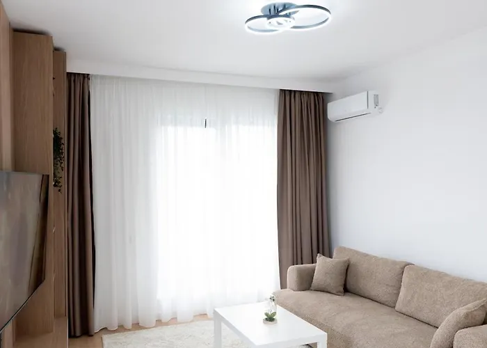 아파트 Soni Luxury 321 Plaza With Free Private Parking & Self Check-in *